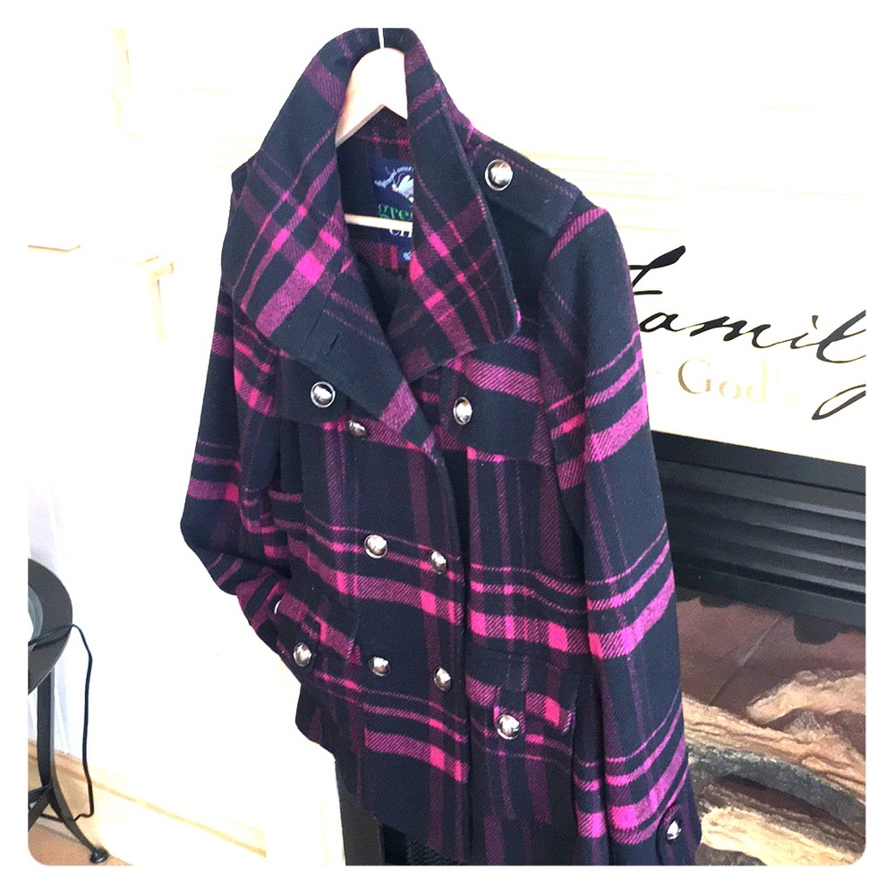 Women’s Medium Length Coat/Jacket